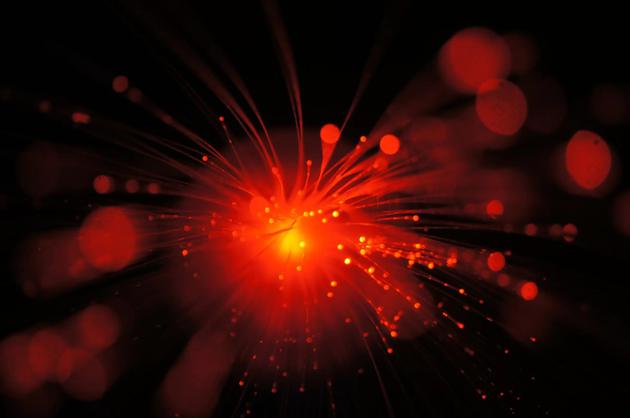 量子纠缠真的超越光速吗？或许并非如此